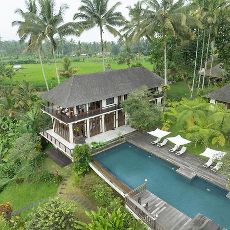 Awan Putih Resort 파양간 외부 사진