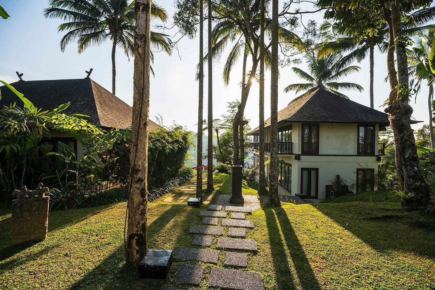 Awan Putih Resort 파양간 외부 사진