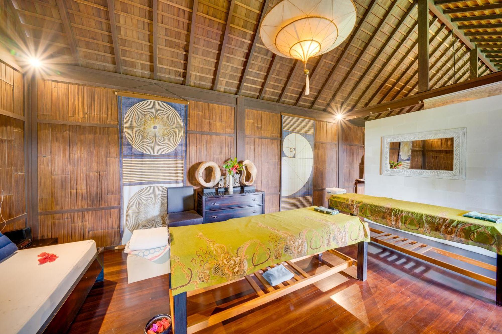 Awan Putih Resort 파양간 외부 사진