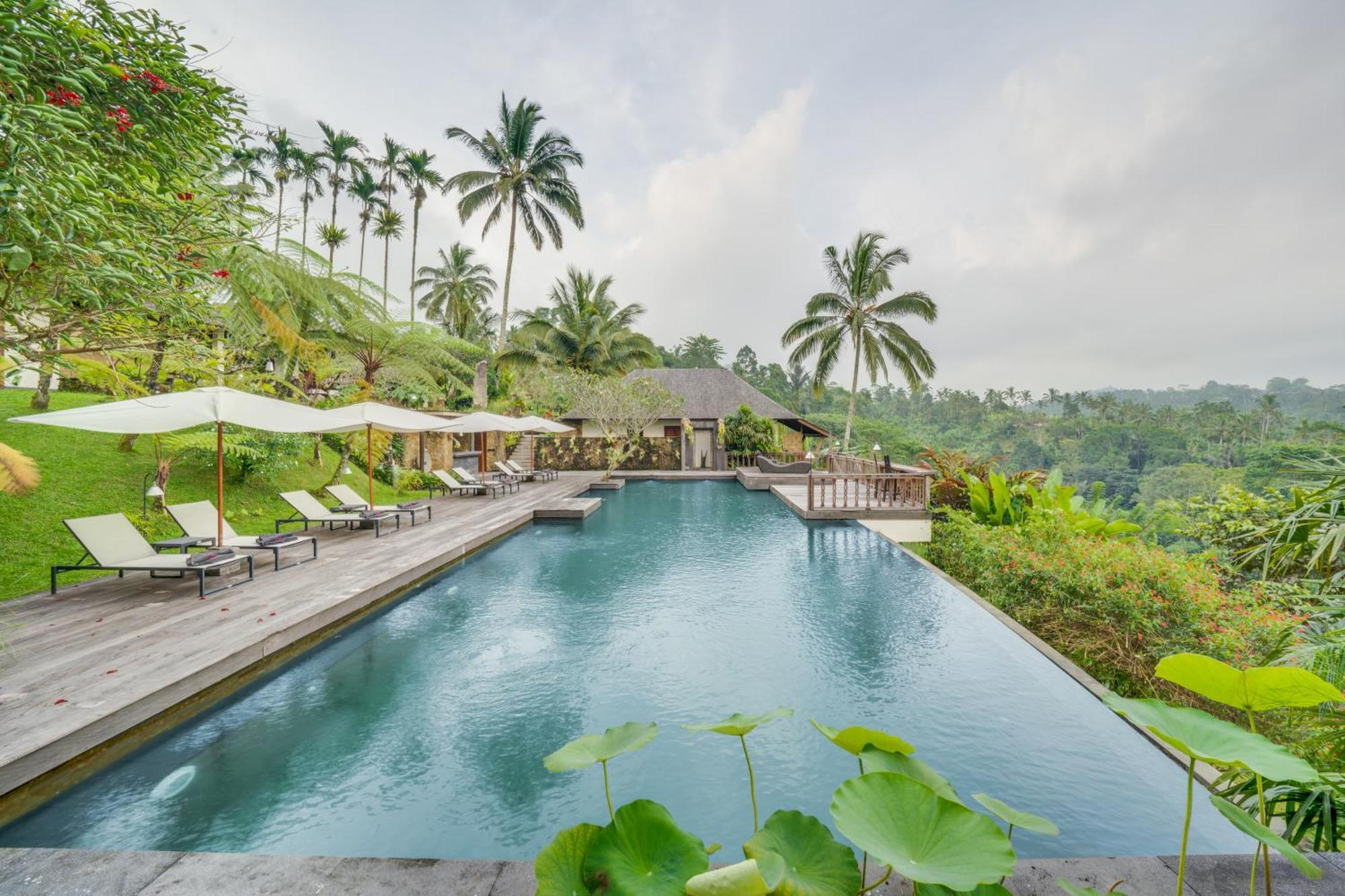 Awan Putih Resort 파양간 외부 사진