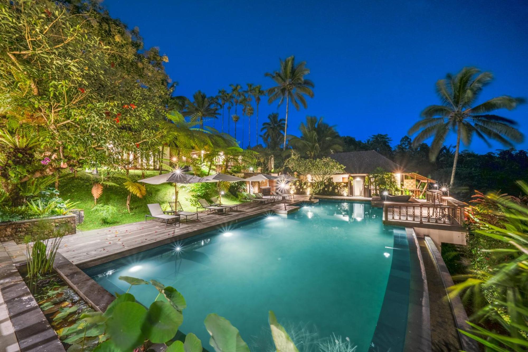 Awan Putih Resort 파양간 외부 사진